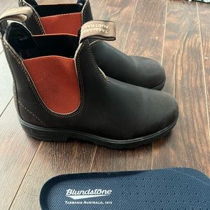 Women’s Blundstone boots